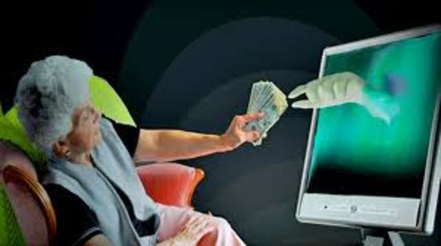 1989 acusado por fraude