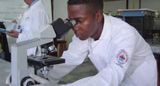 titulo de enfermero especialista