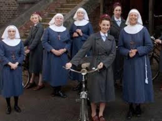 quinta fecha:creacion de escuelas de auxiliares