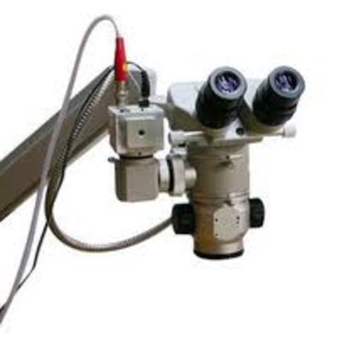 Microscopio en Cirujia