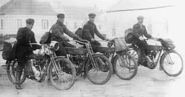 EDUCACIÓN POR CORRESPONDENCIA