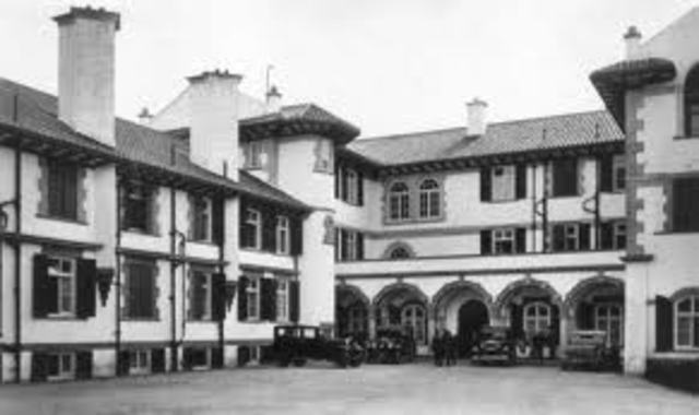 AL FINALIZAR LA SEGUNDA GUERRA MUNDIAL