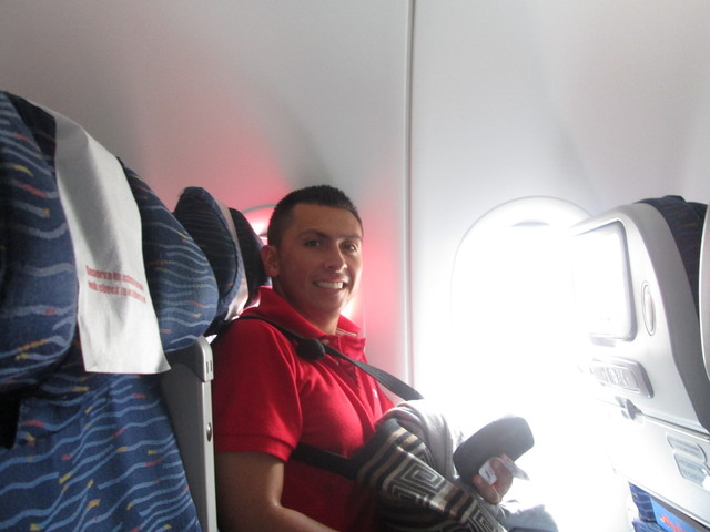 PRIMERA VEZ EN AVION