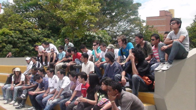 Educación institucional  superior