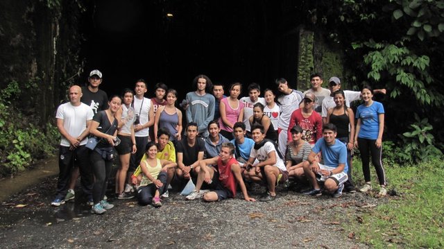 Educación institucional superior