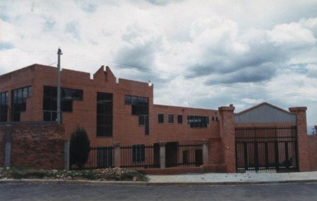 Cambio de colegio, IED "LOS ALPES"