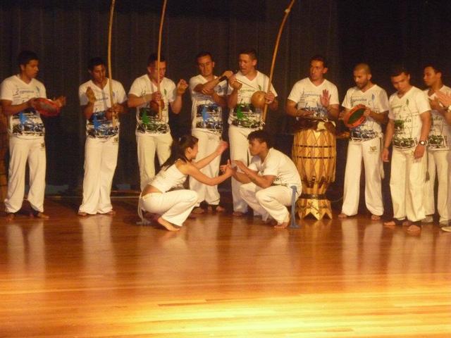 CAPOEIRA