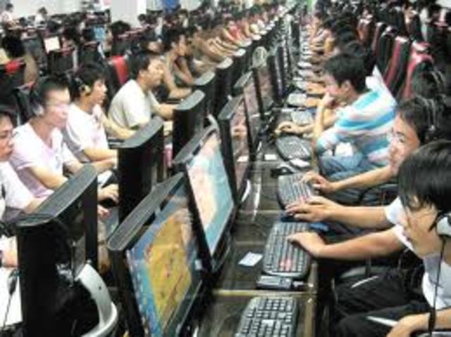 1966 millones de usuarios en internet