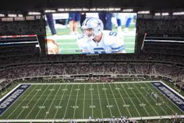 Mitsubishi Diamond Vision: Largest LED HDTV