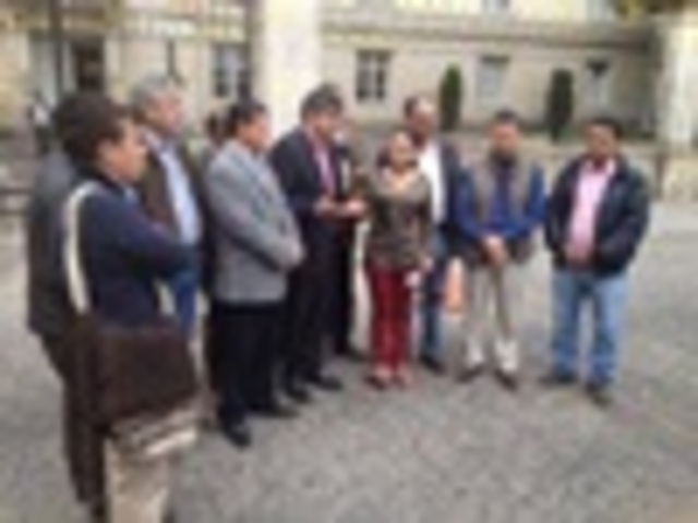 Planton frente a la presidencia