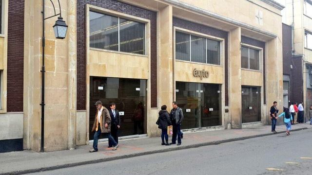 Se suspense comercio en principales centros de cadena