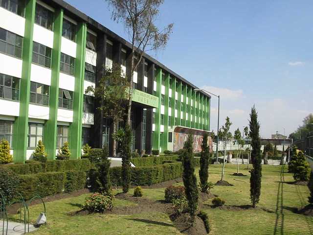 Ingreso a la UAEM  a la carrera de Contaduría y Administración