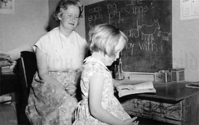 New Zealand  Correspondence School.