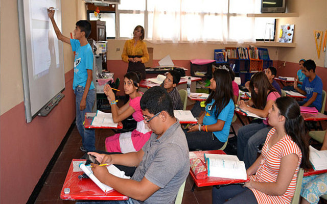 Inicio de la Telesecundaria