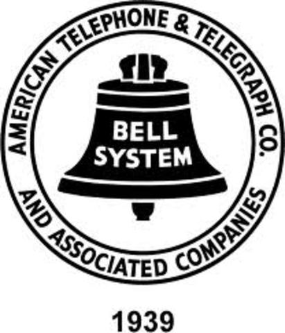 Bell Labs creates system to syncronize music to movies