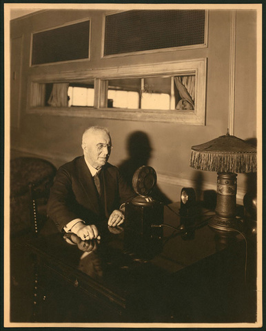 1st Microphone invented