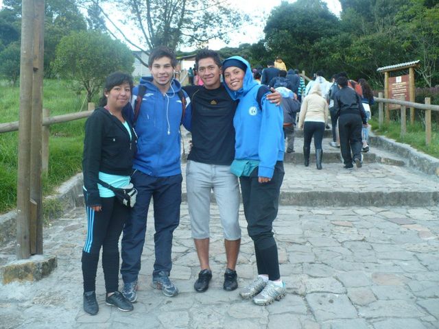 VISITA A MONSERRATE AGRADECIENDO A DIOS LOS FAVORES RECIBIDOS