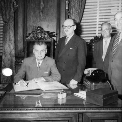 John Diefenbaker wins a minority in Federal Election