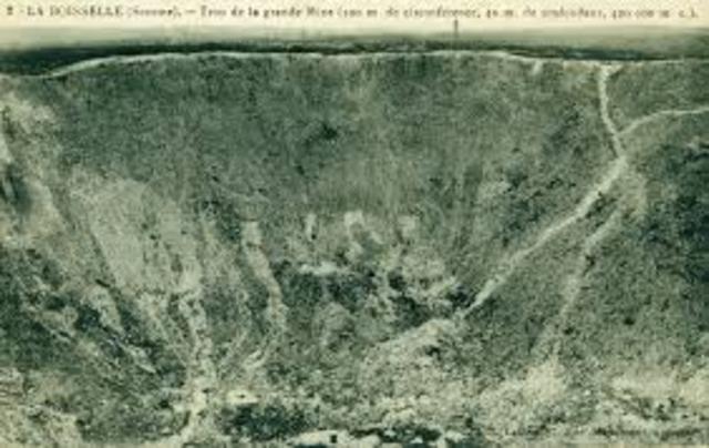 Battle of the Somme: Lochnagar mine detonated
