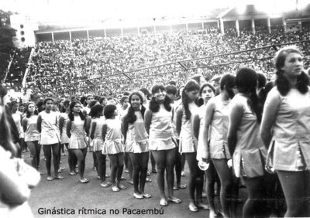 Pour etre belle et rester jeune - P. Marchais
