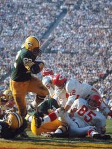 The first superbowl between the Green Bay Packers and the Kansas City Chiefs