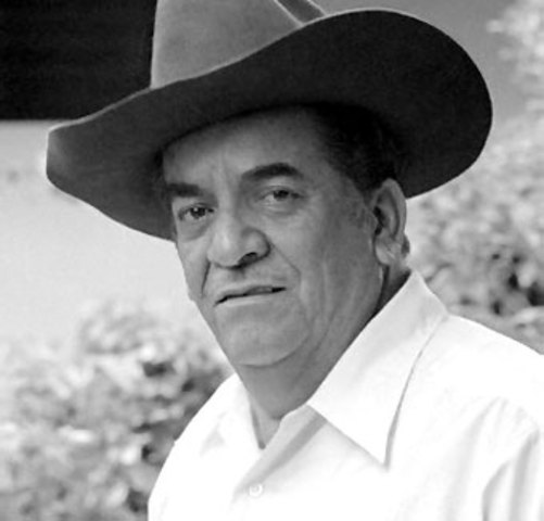 Roberto Suazo Cordoba "Rosuco"