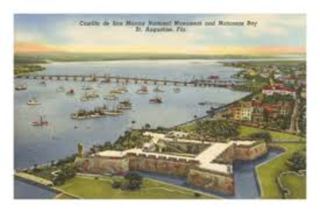 Spanish build fortress at St. Augustine