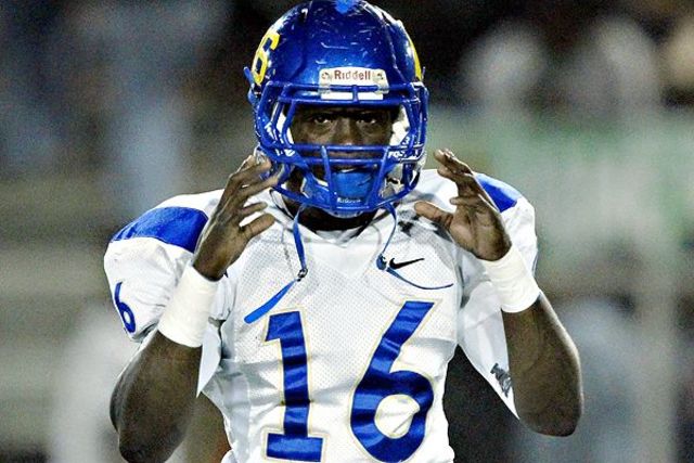 Wins Glenn Davis Award