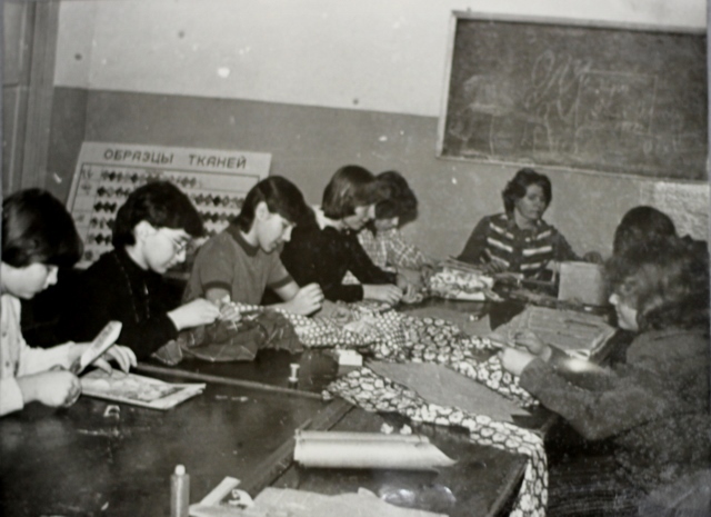 Зачетный урок в кружке "Кройки и шитья"