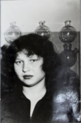 Занятие кружка "Кройка и шитье"