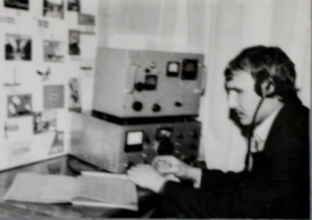 Руководитель кружка радиооператоров