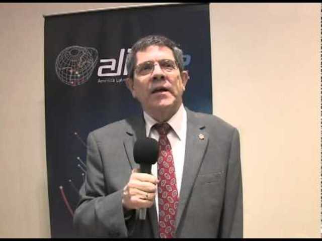 Renuncia Luis Furlán