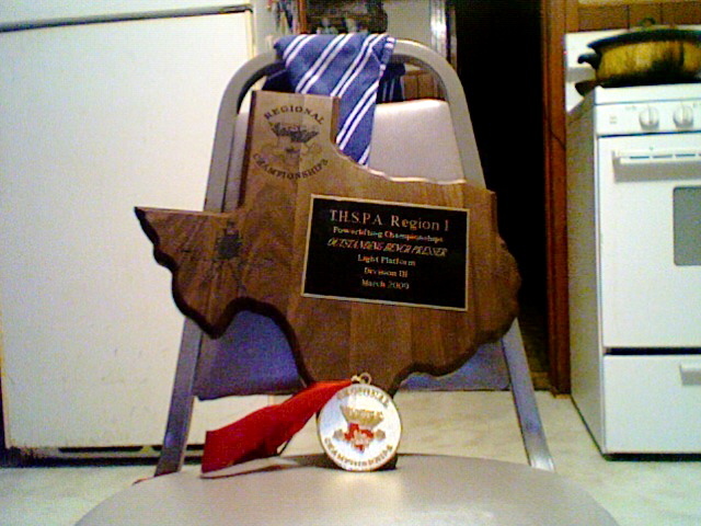 Gané primer lugar en powerlifting de la regíon