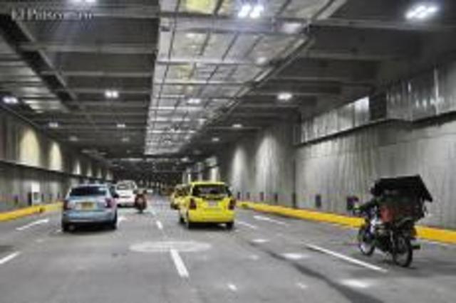 HUNDIMIENTO AVENIDA COLOMBIA CALI