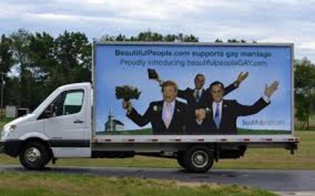 ADQUIRIO MARCA DE LA WWE