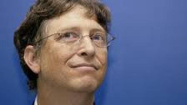 MiCROSOFT COMIENZA A CRECER EN DIRECCION DE BILL GATES