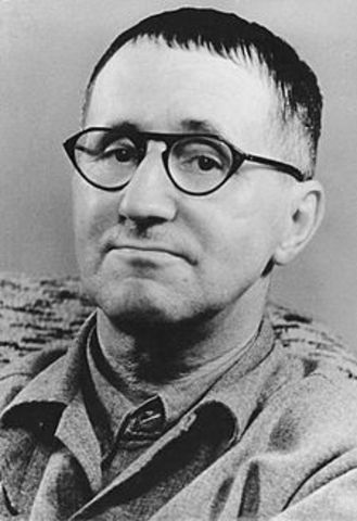 Brecht writes essay "On Experimental Theatre"