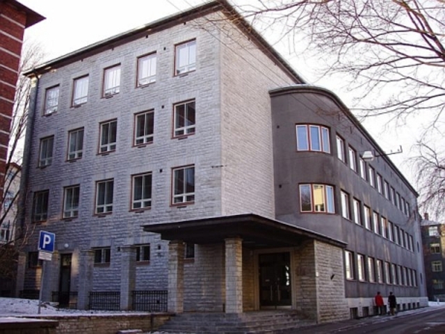 Saadi algklasside hoone samuti Hariduse tänaval