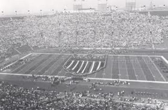 The First Super Bowl between the Green Bay Packers and the Kansas City Chiefs