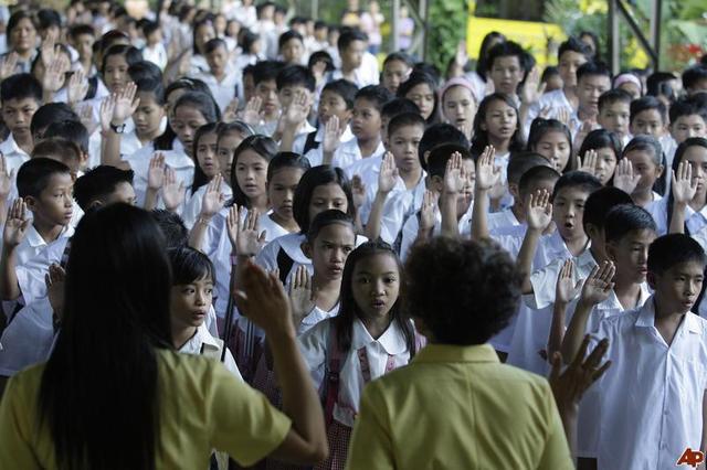 My first time to go to a philipino school