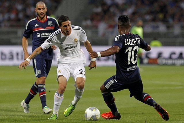 El Madrid empató a 2 goles en el Stade de Gerland contra el Lyon