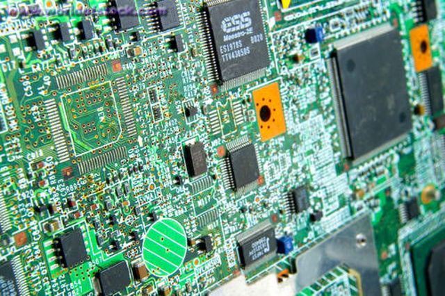 Silicon computer chips