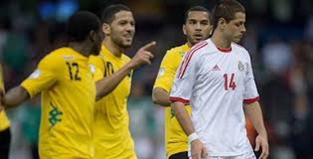 Gana pero no convence