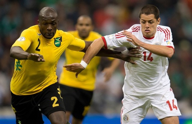 Gana pero no convence