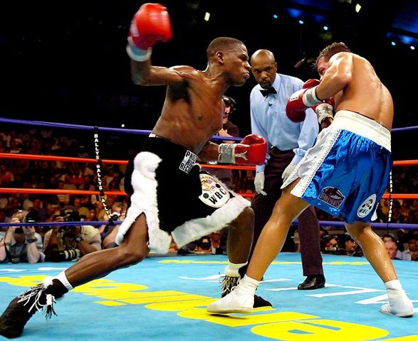 Gatti no pudo tocar a Mayweather