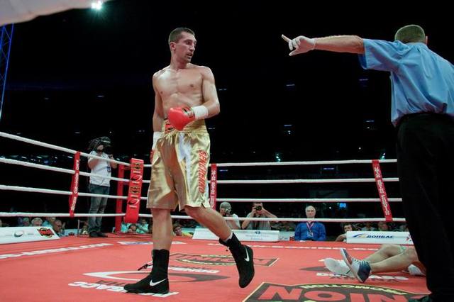 Vence a un veterano.