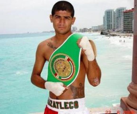 Se consagra como el monarca.