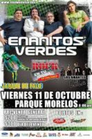 Enanitos Verdes en el Parque Morelos.