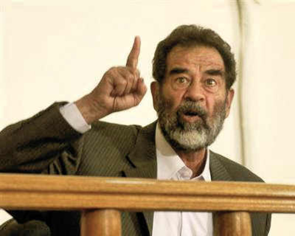 Hussein en el tribunal