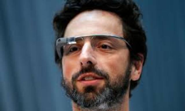 Empezo adesarrollar google junto a sergey brin